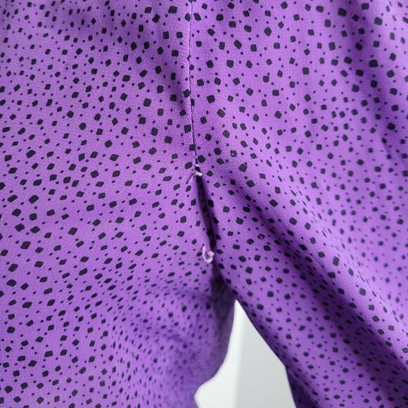 VINTAGE 70s blouse purple printed shoulder button polyester pleated S - Picture 4 of 10